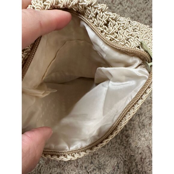 Beige Crochet Crossbody Bag 100% Rayon Lightweight Small Purse Flap Closure - Picture 4 of 7